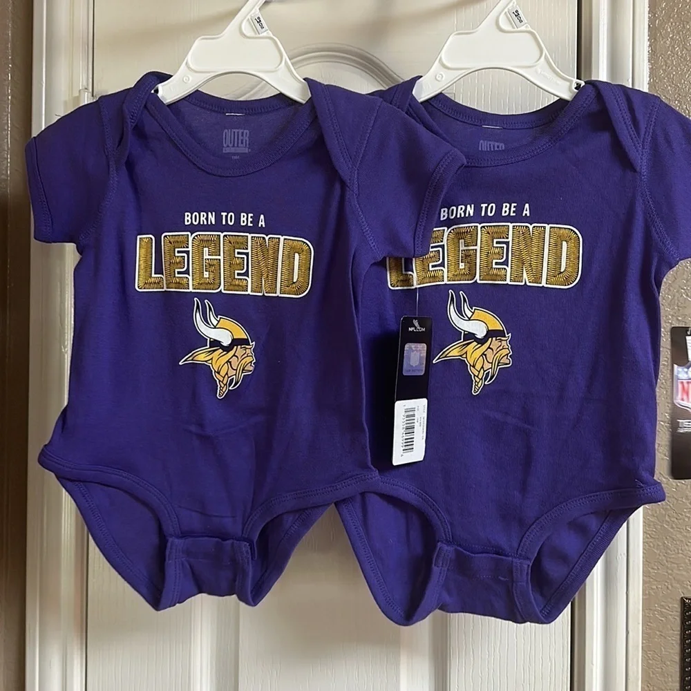 2 NFL Minnesota Vikings Born To Be A Legend Short Sleeve Onesies In purple 
NWT - Picture 7 of 9